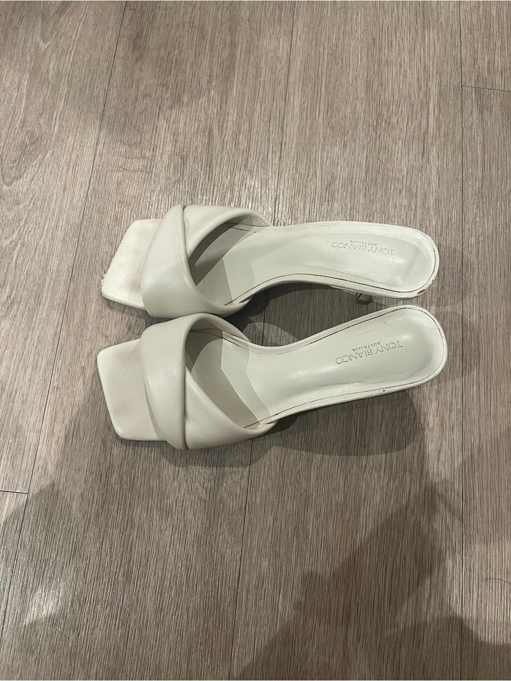 Tony Bianco Alexa Dove Nappa Mule Heels โ US 5.5 - Picture 6 of 7